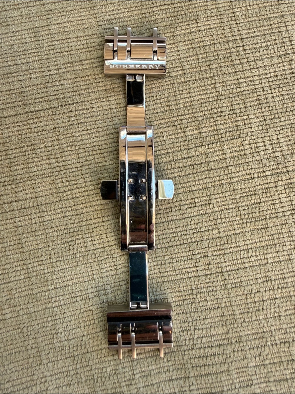 AUTHENTIC BURBERRY SS CLASP
REPLACEMENT FOR WATCH
BAND STRAP